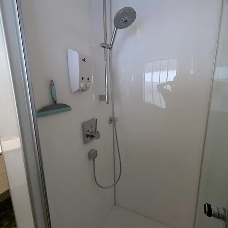 Eleganza וילה מונשאו
