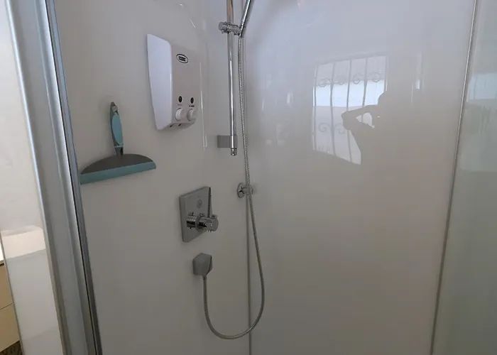 Eleganza וילה מונשאו