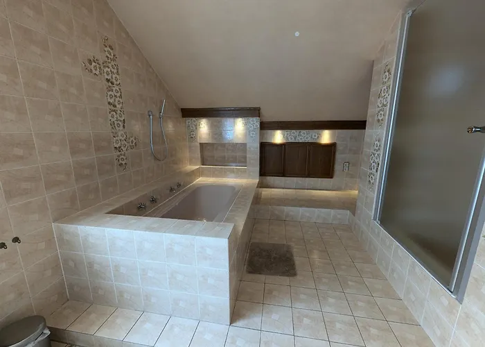 Eleganza 别墅 蒙绍