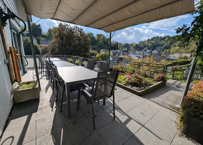 Eleganza וילה מונשאו